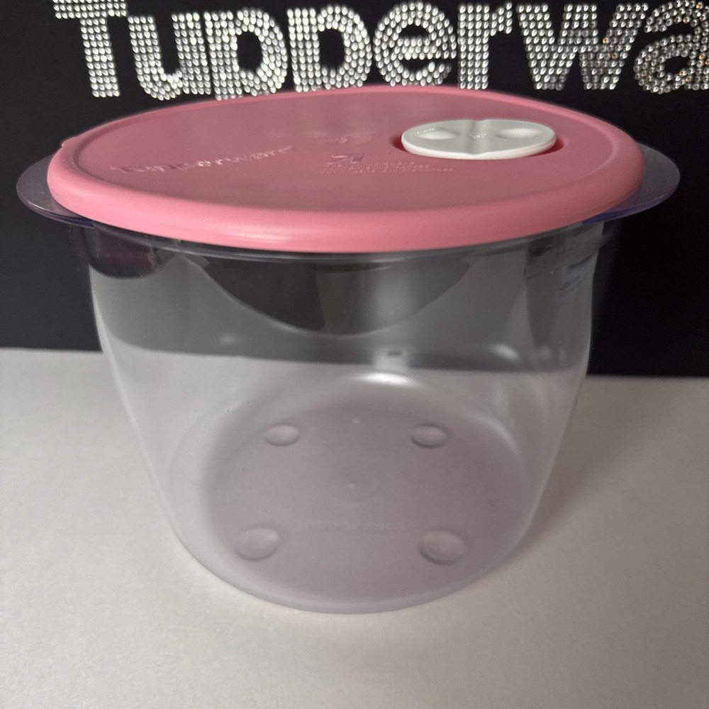 Tupperware Microwave Round Rock N Serve 3.3L / 14 Cup Sheer And Pink Seal New